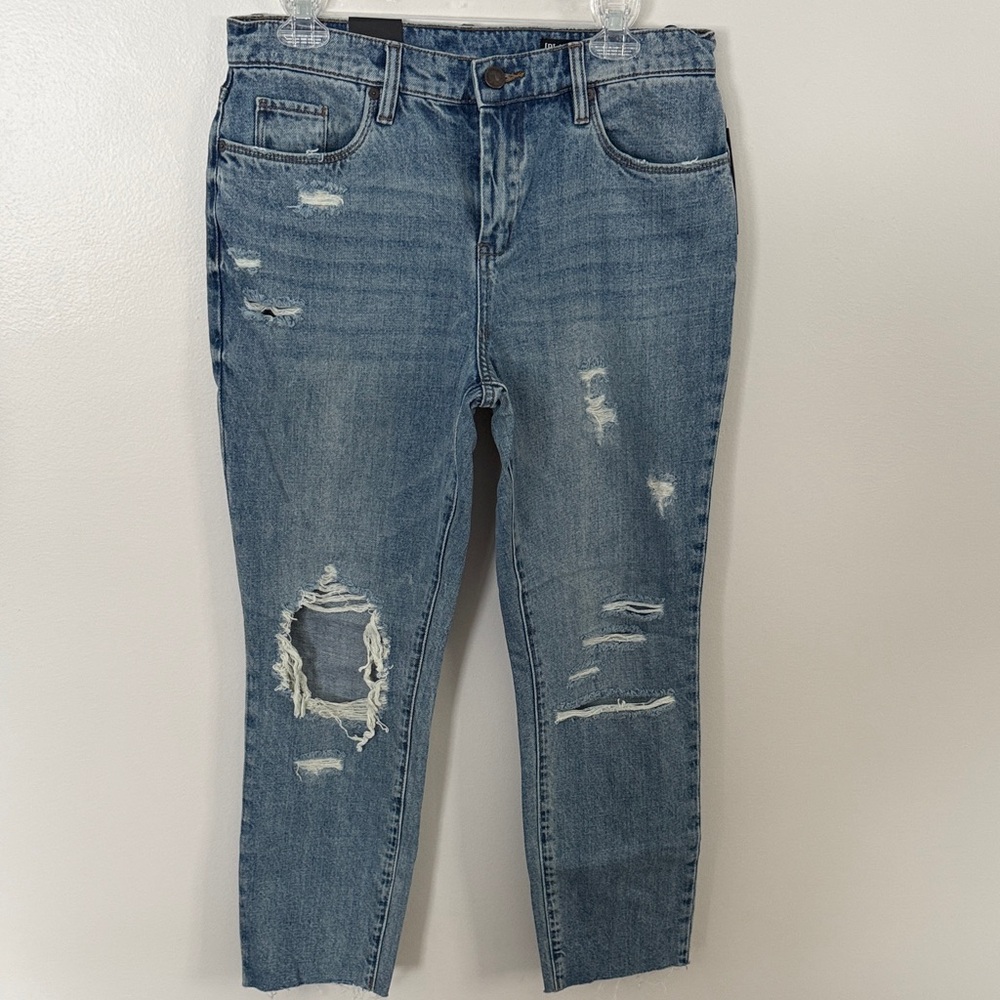 NWT Blank NYC Crop Girlfriend The Ludlow Jeans Size 30
